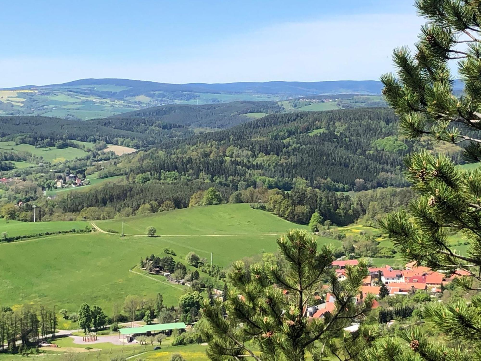 Ferienwohnung Dietlinde Bad Blankenburg Dış mekan fotoğraf